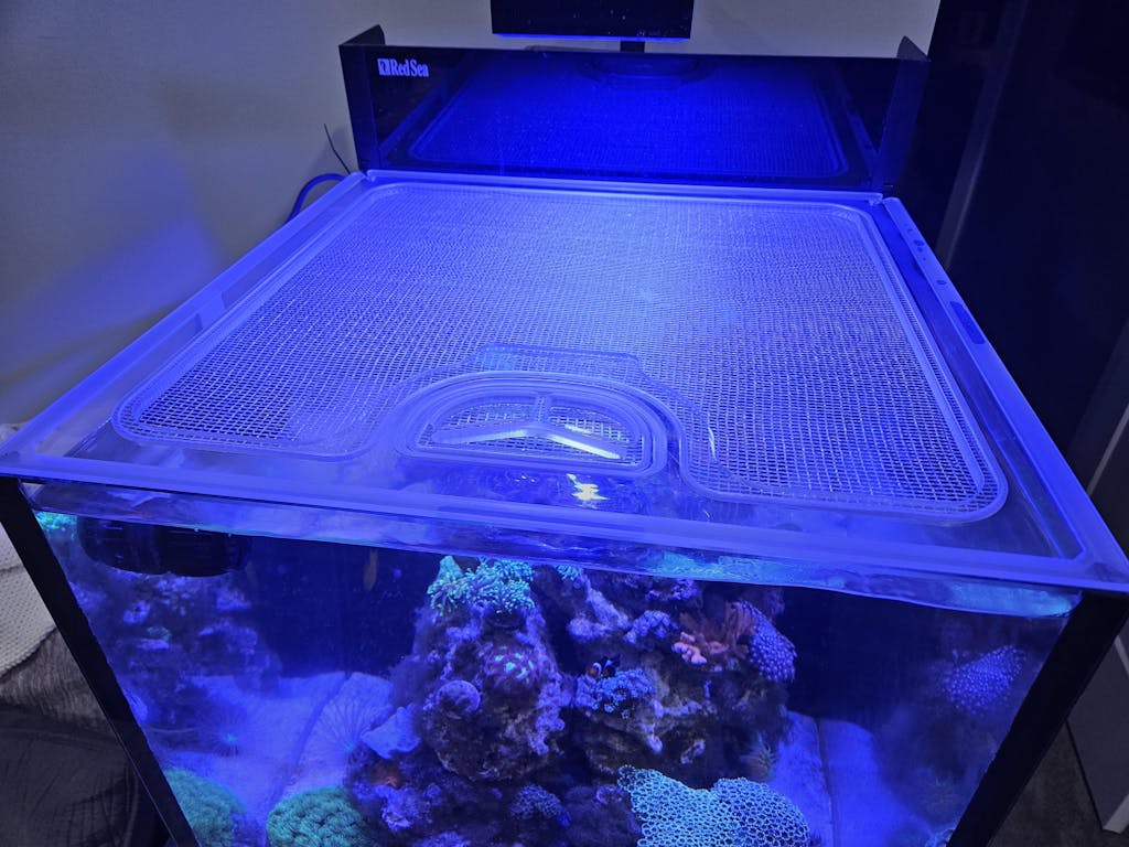 Red Sea Max Nano G2 Cube (13.5" front to back) Polycarbonate Aquarium Screen Top Lid - Image 3